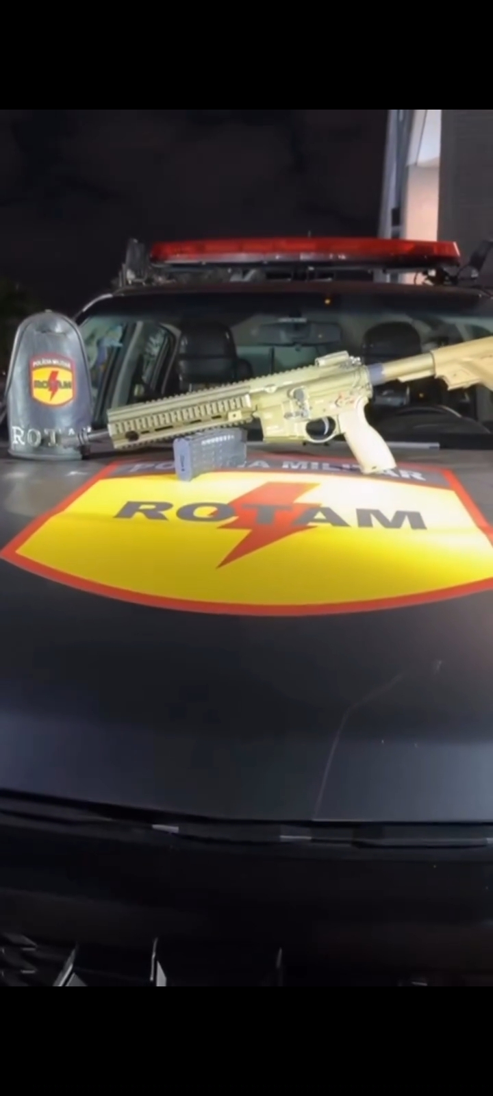 ROTAM prende homem com fuzil HK 416 próximo ao Shopping Passeio das Águas, em Goiânia