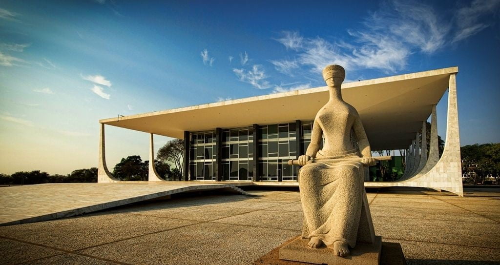 Alexandre de Moraes e Flávio Dino defendem rediscussão do diploma para jornalistas